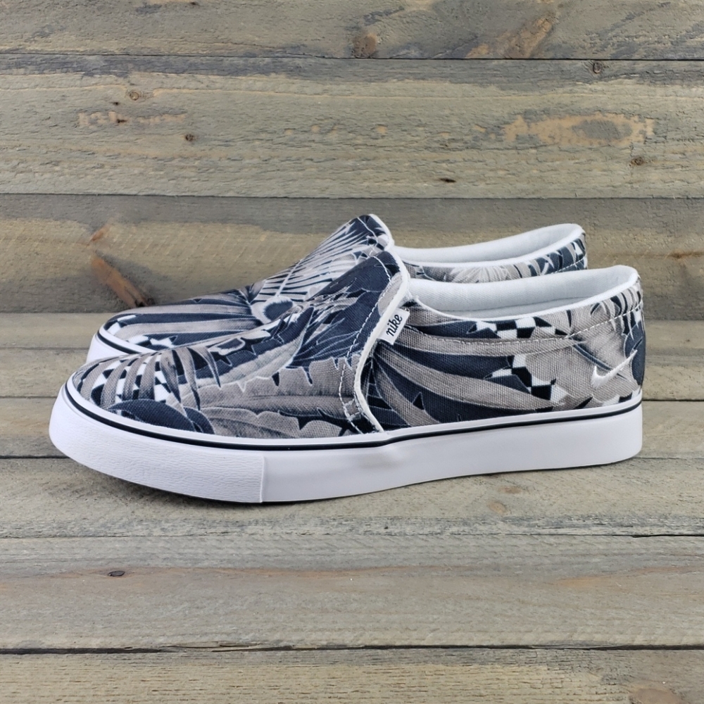 Nike Women's Court Royale Acslpse Slip Ons - Picture 3 of 8